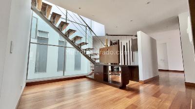 Apartamento de 3 alcobas en venta en Chico Reservado, Bogotá, 242 m² · foto 8 de 20