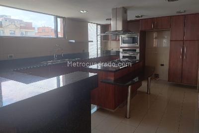 Apartamento en venta en Santa Barbara Occidental, Bogotá · foto 5 de 20