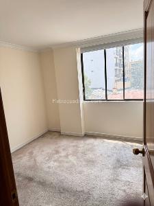 Apartamento de 3 alcobas en venta en San Patricio, Bogotá, 147 m² · foto 9 de 12
