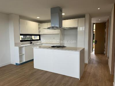 Casa en venta en Capellania, Cajicá · foto 3 de 12