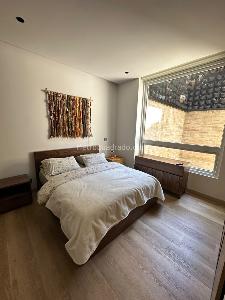 Apartamento de 3 alcobas en venta en Los Rosales, Bogotá, 228 m² · foto 16 de 20