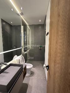 Apartamento de 3 alcobas en venta en Los Rosales, Bogotá, 228 m² · foto 17 de 20