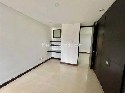 Apartamento de 3 alcobas en venta en Aguacatal, Cali, 177 m² · foto 17 de 20