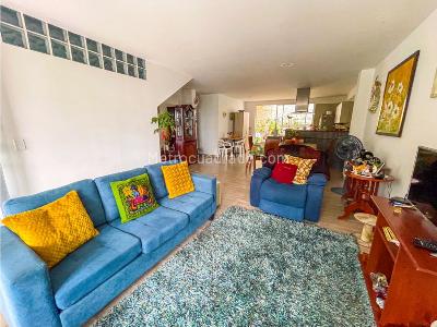 Casa de 4 alcobas en venta en Tejares De San Fernando, Cali, 408 m² · foto 2 de 20