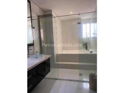 Apartamento de 3 alcobas en venta en Normandia, Cali, 260 m² · foto 14 de 20