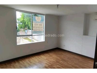 Apartamento de 3 alcobas en venta en Cristales, Cali, 115 m² · foto 13 de 20