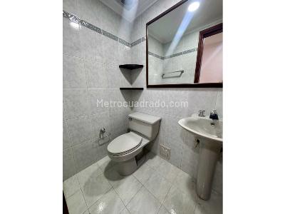 Apartamento de 3 alcobas en venta en Centenario, Cali, 152 m² · foto 15 de 17