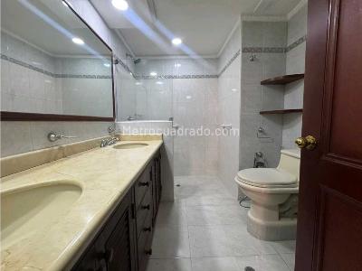 Apartamento de 3 alcobas en venta en Centenario, Cali, 152 m² · foto 17 de 17