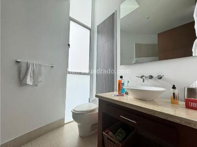Apartamento de 3 alcobas en venta en Aguacatal, Cali, 256 m² · foto 15 de 17