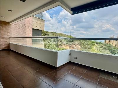Apartamento de 3 alcobas en venta en Normandia, Cali, 212 m² · foto 2 de 14