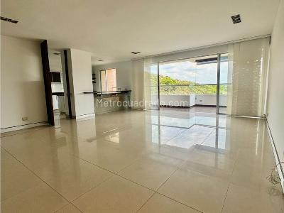 Apartamento de 3 alcobas en venta en Normandia, Cali, 212 m² · foto 5 de 14