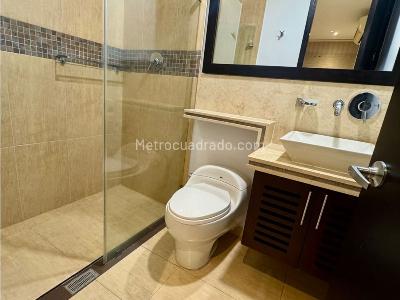 Apartamento de 3 alcobas en venta en Normandia, Cali, 212 m² · foto 11 de 14