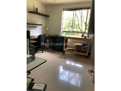 Apartamento de 3 alcobas en venta en Aguacatal, Cali, 238 m² · foto 13 de 20
