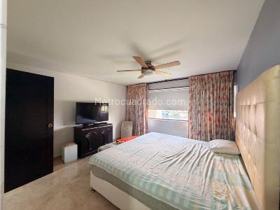 Apartamento de 3 alcobas en venta en Tequendama, Cali, 153 m² · foto 13 de 15