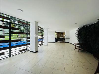 Casa de 3 alcobas en venta en Aguacatal, Cali, 270 m² · foto 4 de 20