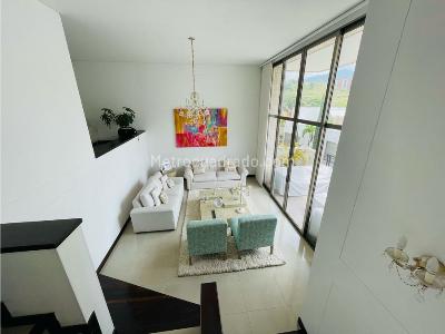Casa de 3 alcobas en venta en Aguacatal, Cali, 270 m² · foto 5 de 20