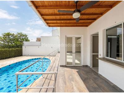 Casa de 4 alcobas en venta en Cristales, Cali, 520 m² · foto 3 de 20