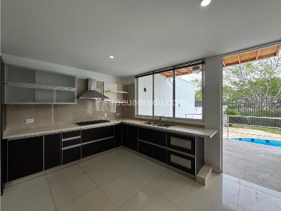 Casa de 4 alcobas en venta en Cristales, Cali, 520 m² · foto 10 de 20