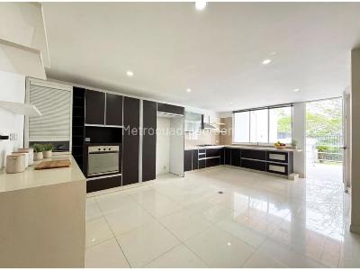 Casa de 4 alcobas en venta en Cristales, Cali, 520 m² · foto 11 de 20