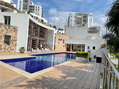 Casa de 3 alcobas en venta en Aguacatal, Cali, 270 m² · foto 2 de 13