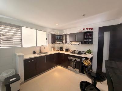 Apartamento de 3 alcobas en venta en Cristales, Cali, 115 m² · foto 7 de 20