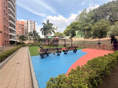 Apartamento de 3 alcobas en venta en Cristales, Cali, 115 m² · foto 16 de 20