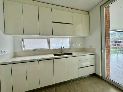 Apartamento de 2 alcobas en venta en Santa Teresita, Cali, 250 m² · foto 14 de 20