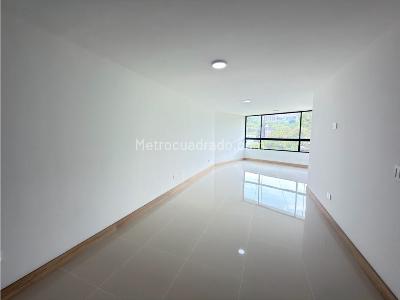 Apartamento de 2 alcobas en venta en Bellavista, Cali, 92 m² · foto 3 de 13