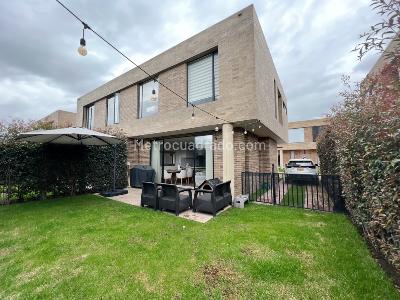 Casa de 3 alcobas en venta en La Carolina, Chía, 153 m² · foto 3 de 18