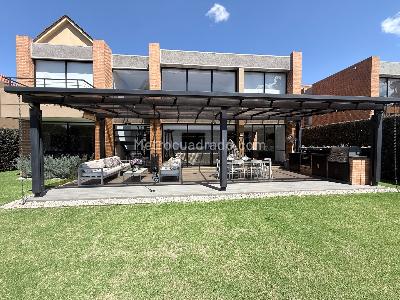 Casa de 4 alcobas en venta en Hacienda Fontanar, Chía, 597 m² · foto 3 de 20