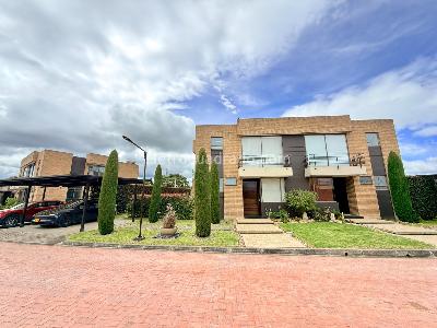 Casa de 3 alcobas en venta en Piedra Real, Cajicá, 340 m² · foto 4 de 20