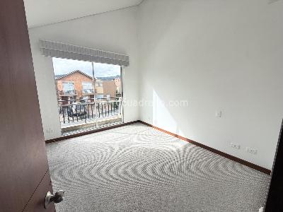 Casa de 3 alcobas en venta en Huertas De Cajica, Cajicá, 127 m² · foto 11 de 18