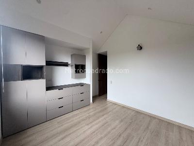Casa de 3 alcobas en arriendo en Hacienda Fontanar, Chía, 360 m² · foto 8 de 17