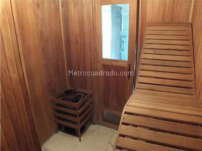 Casa de 5 alcobas en venta en San Jose De Bavaria, Bogotá, 550 m² · foto 15 de 19