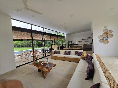 Casa de 4 alcobas en venta en Girardot, Girardot · foto 4 de 20