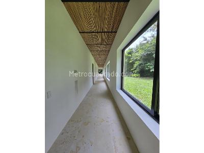 Casa de 4 alcobas en venta en Girardot, Girardot · foto 18 de 20