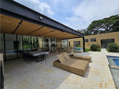 Casa de 4 alcobas en venta en Girardot, Girardot · foto 20 de 20