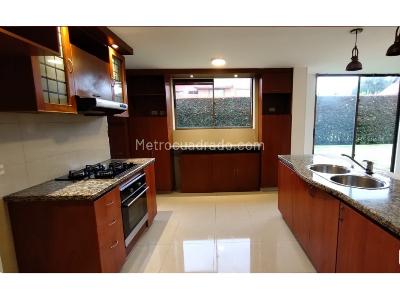 Casa de 5 alcobas en venta en Cajica, Cajicá, 220 m² · foto 3 de 17