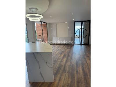 Apartamento de 3 alcobas en venta en Usaquen, Bogotá, 151 m² · foto 2 de 20