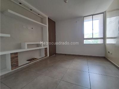 Apartamento de 3 alcobas en venta en Casco Antiguo, Floridablanca, 79 m² · foto 4 de 11