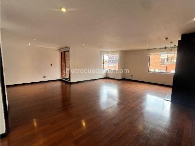 Apartamento de 3 alcobas en venta en San Patricio, Bogotá, 177 m² · foto 7 de 20