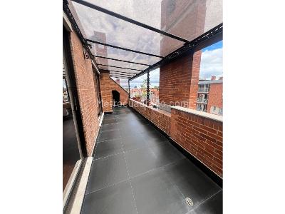 Apartamento de 3 alcobas en venta en San Patricio, Bogotá, 177 m² · foto 16 de 20