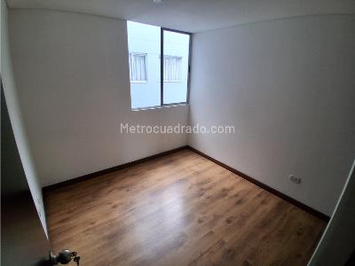 Apartamento en venta en Santa Lucia, Bogotá · foto 5 de 14