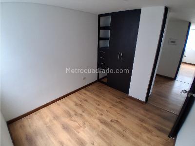 Apartamento en venta en Santa Lucia, Bogotá · foto 6 de 14