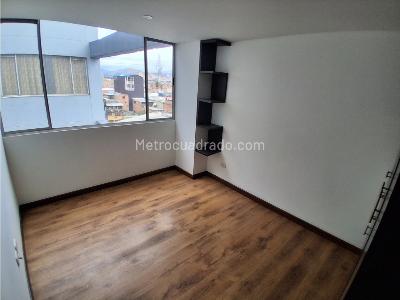 Apartamento en venta en Santa Lucia, Bogotá · foto 8 de 14