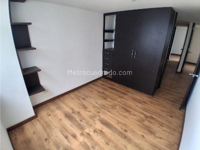 Apartamento en venta en Santa Lucia, Bogotá · foto 9 de 14