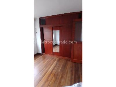 Casa de 5 alcobas en venta en Jardin Botanico, Bogotá, 320 m² · foto 13 de 20