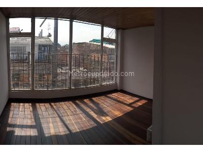 Casa de 5 alcobas en venta en Jardin Botanico, Bogotá, 320 m² · foto 19 de 20