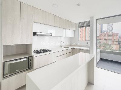 Apartamento de 2 alcobas en venta en Las Lomitas, Sabaneta, 78 m² · foto 3 de 8