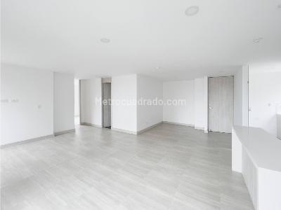 Apartamento de 2 alcobas en venta en Las Lomitas, Sabaneta, 78 m² · foto 5 de 8